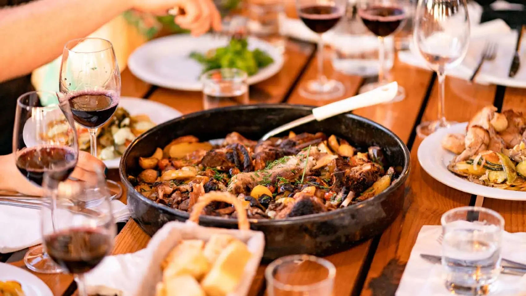 Image of the Croatian meal of peka